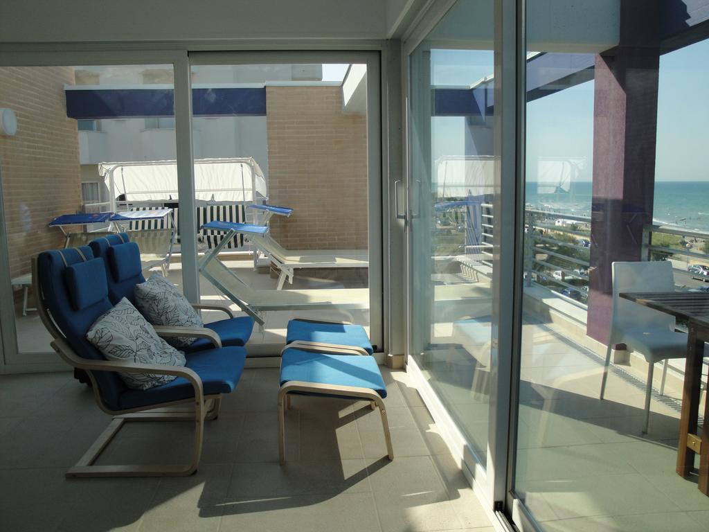 Residence La Nave เซนีกัลเลีย ภายนอก รูปภาพ