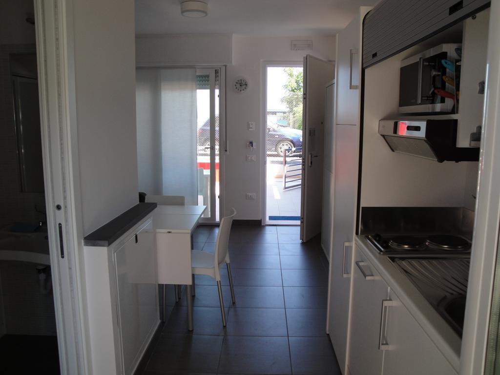 Residence La Nave เซนีกัลเลีย ภายนอก รูปภาพ