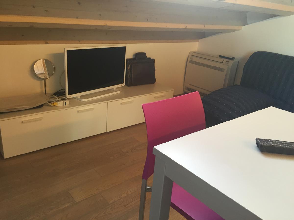 Residence La Nave เซนีกัลเลีย ภายนอก รูปภาพ